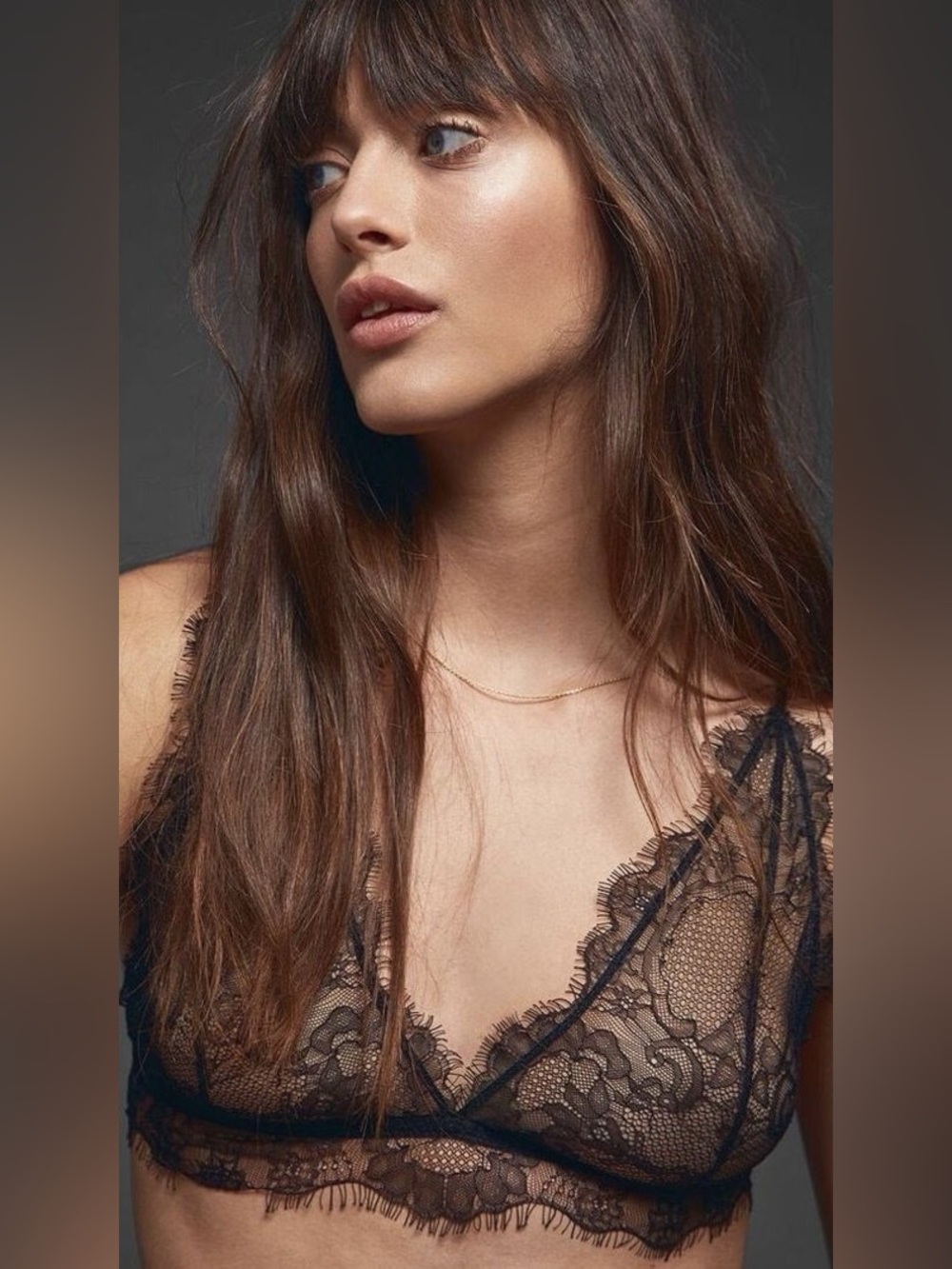 ANNIE BING BLACK LACE BRALETTE M NEW NEVER WORN
